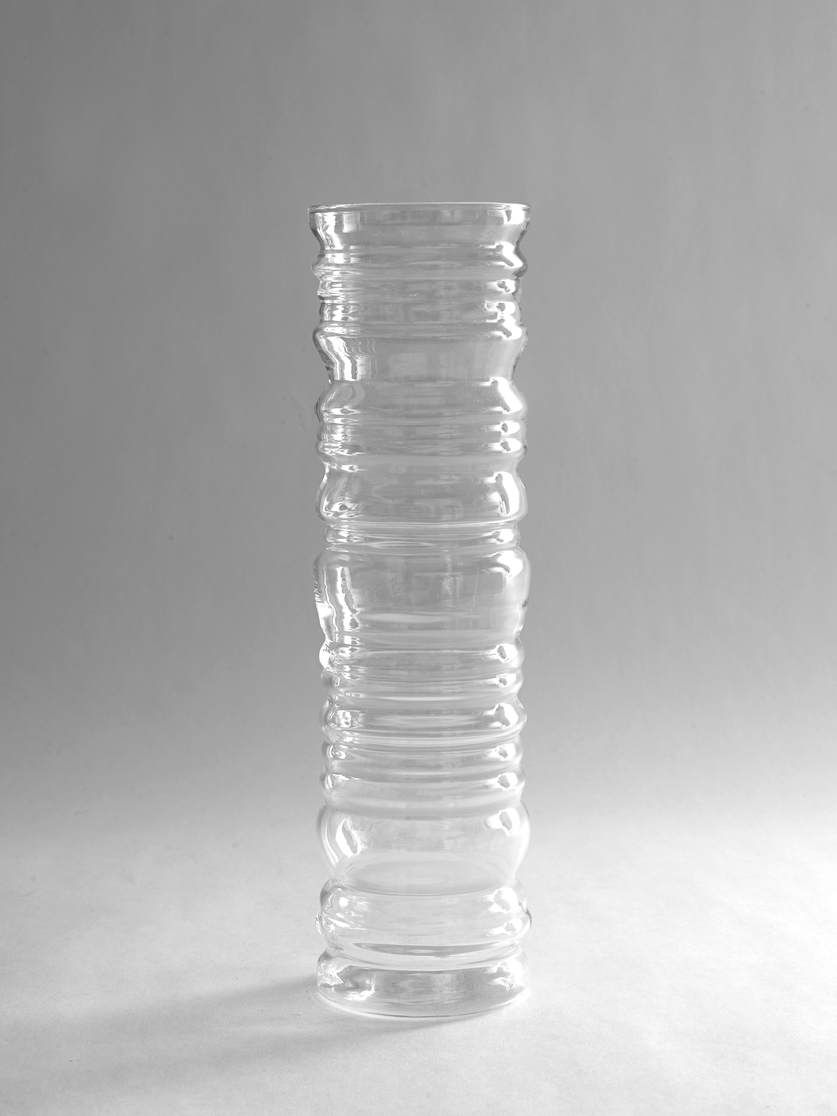 Vaser Vas cylinder relief 36x10 cm