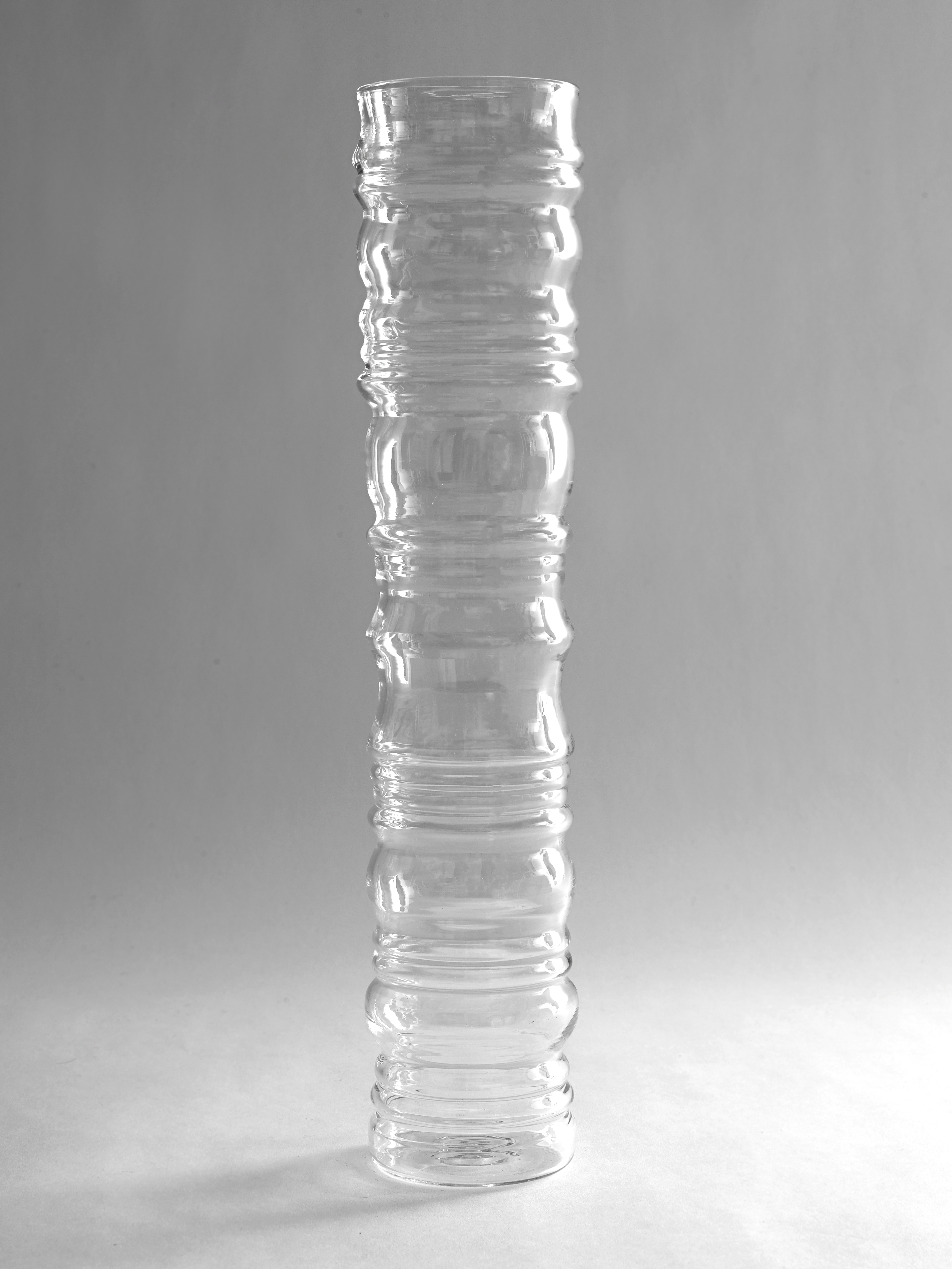 Vaser Vas cylinder relief 45x9 cm